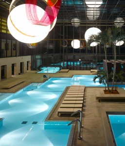 bathing-hall-by-night-redo1