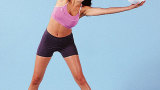 Gambe e braccia toniche con la palla