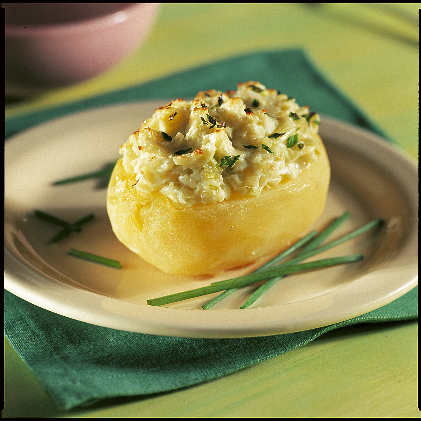 Le patate calde con porri e formaggio