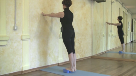 Video - Pilates: esercizi per addominali e glutei