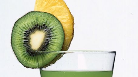 Cocktail di ananas e nocciole Starbene