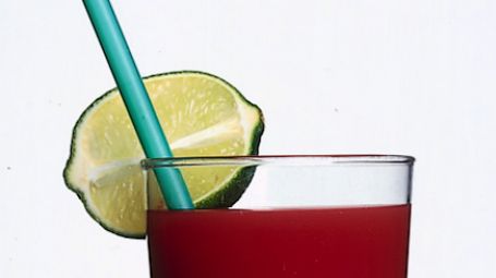 Cocktail di papaya e arancia Starbene