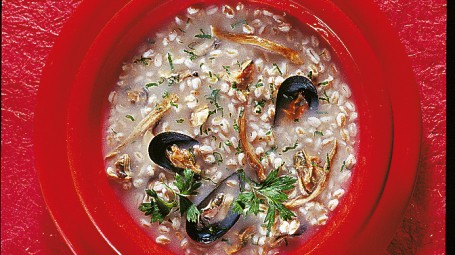 Zuppa di farro con funghi e cozze Starbene