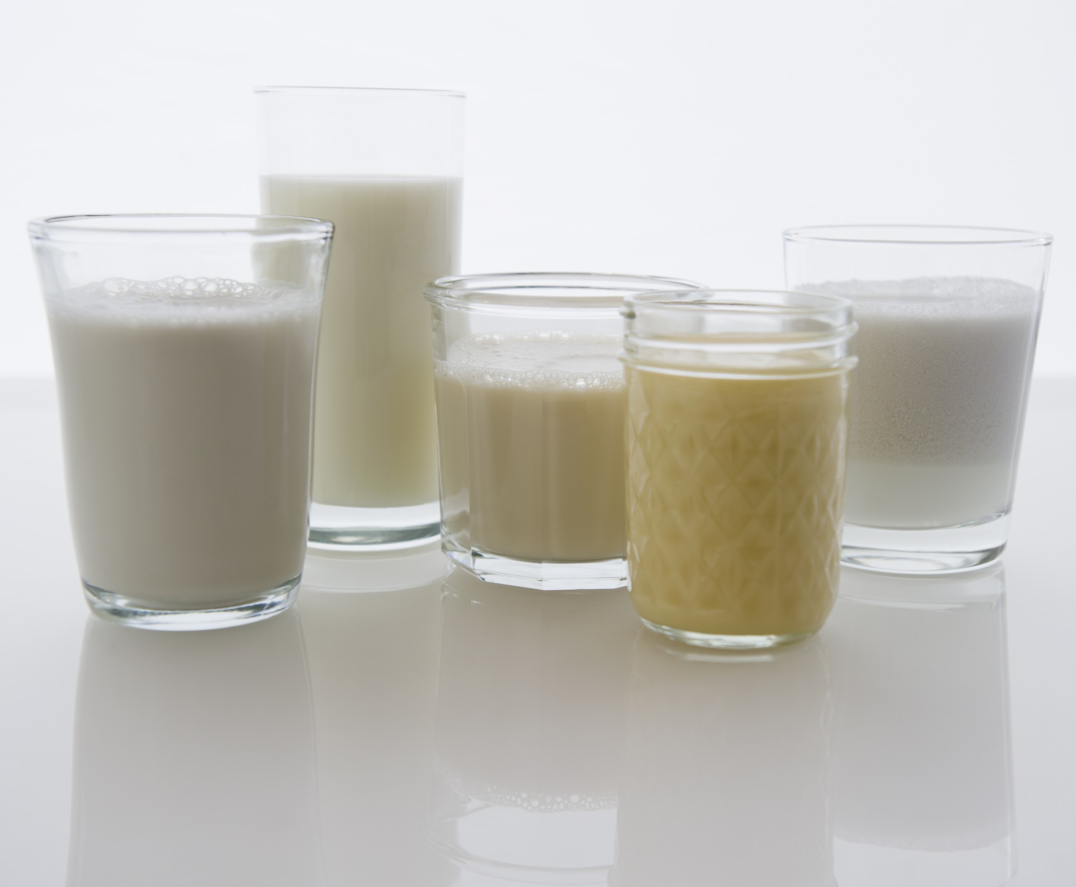 На просроченном молоке можно. Растительное молоко. Пороки цвета молока. Рисовое молоко. Пороки молока и молочных продуктов.