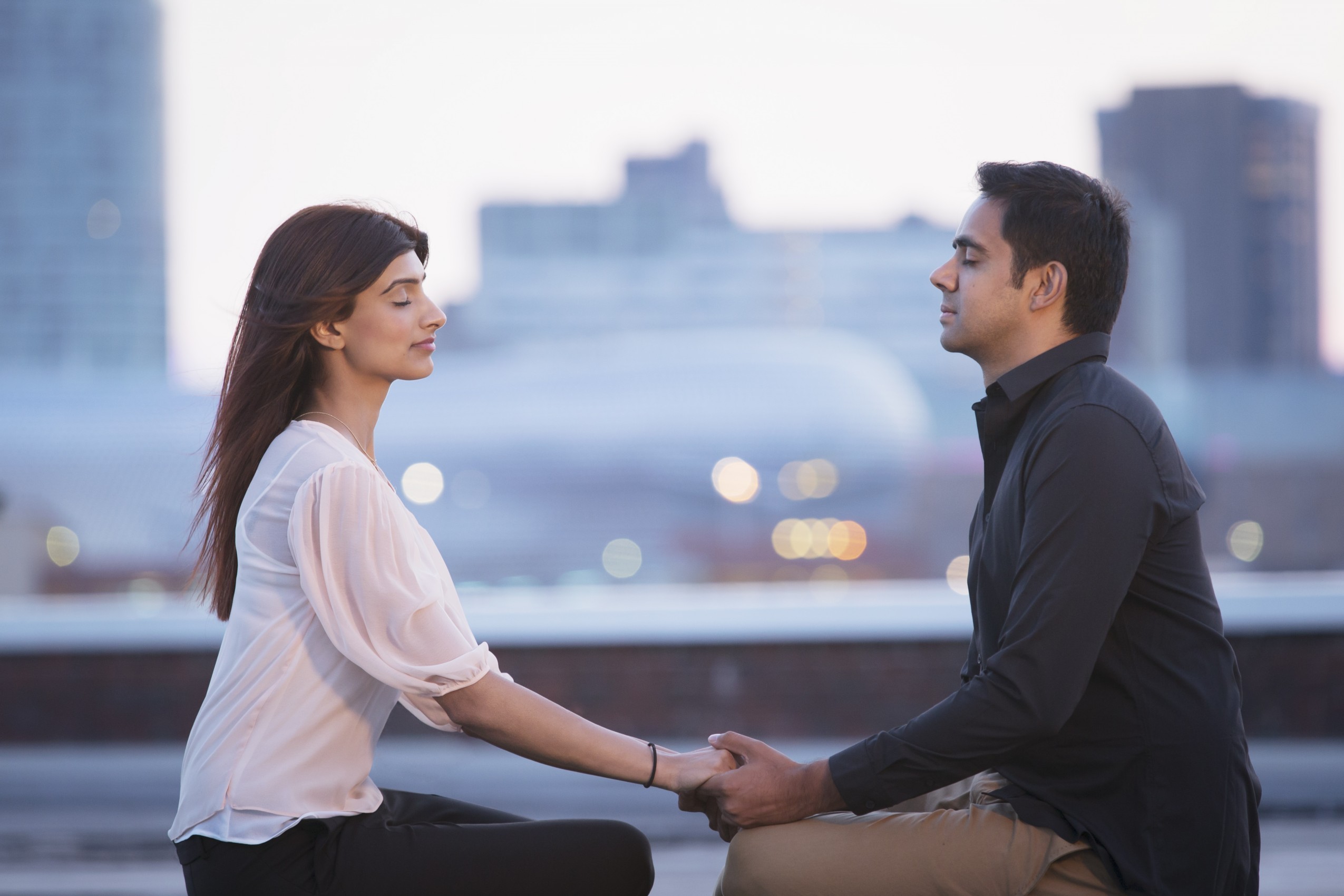 Medita con le tecniche di mindfulness Medita con le tecniche di mindfulness