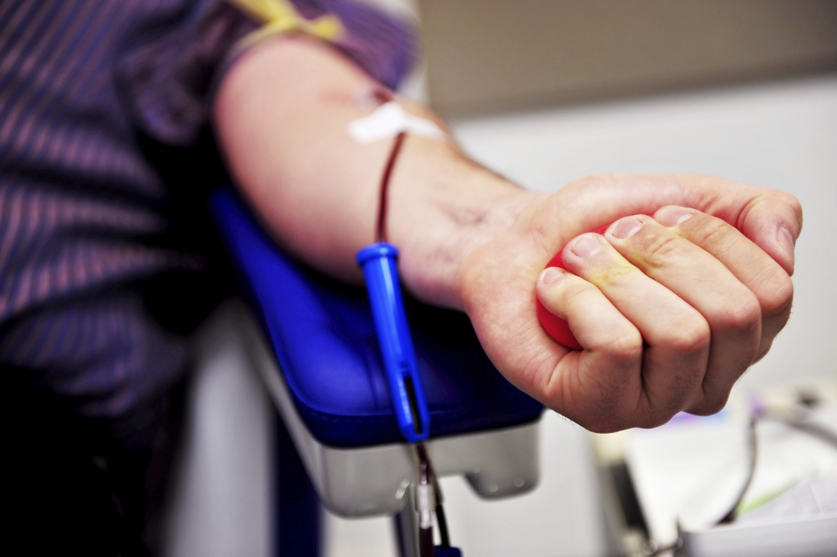 Donare il sangue perché è importante e cosa devi sapere Starbene