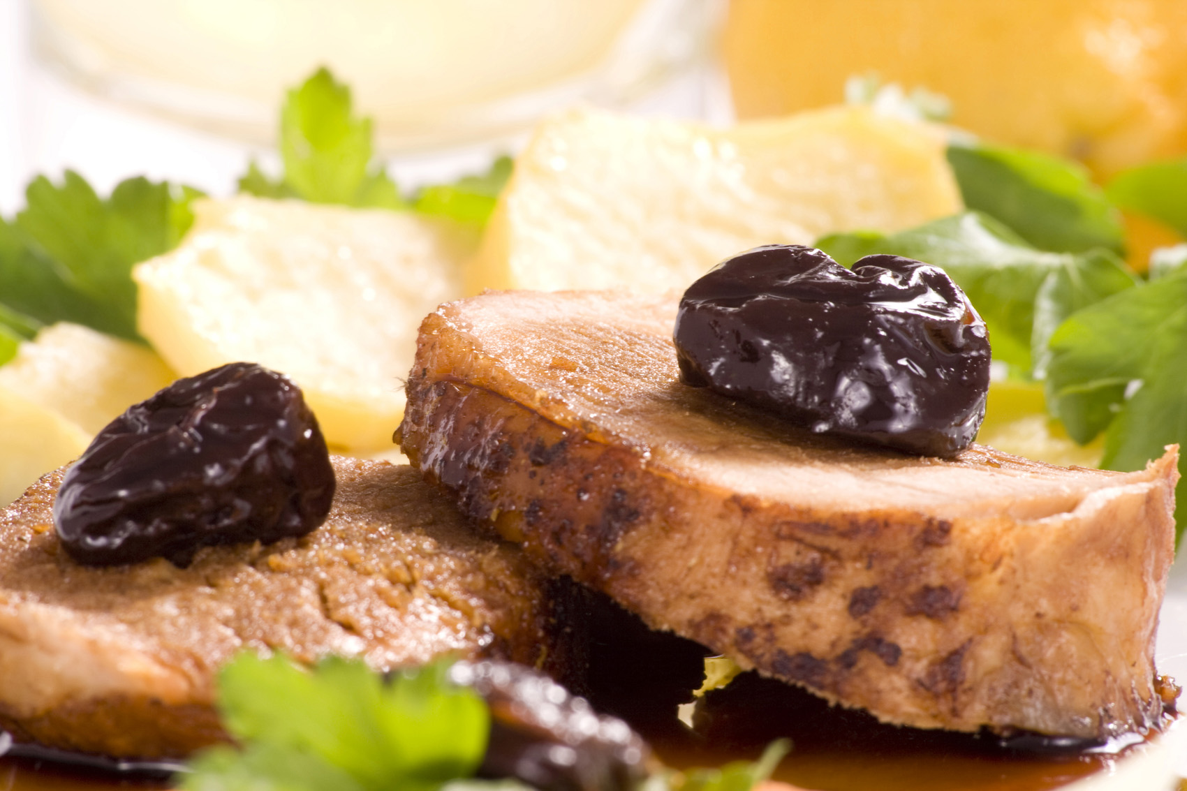 Arrosto di vitello con le prugne – La ricetta Arrosto di vitello con le prugne – La ricetta
