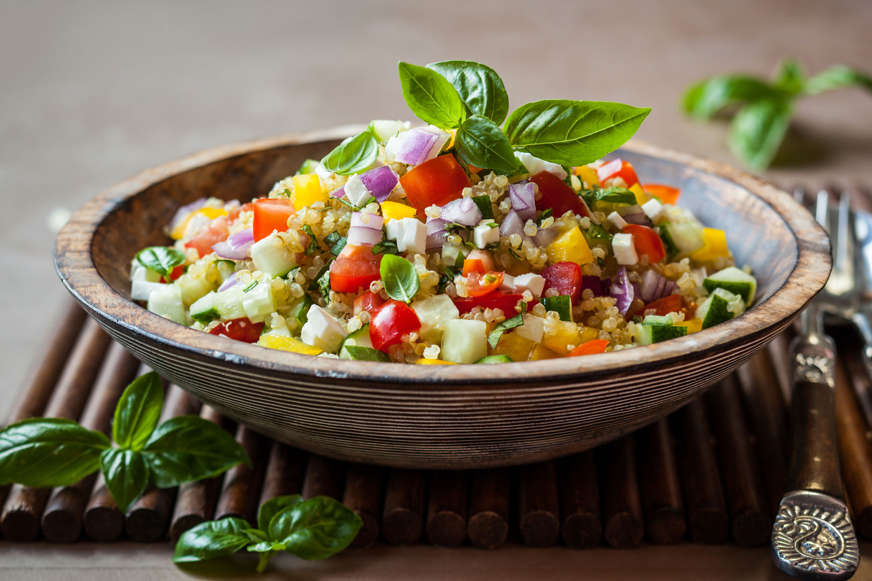 Insalata di quinoa con feta e peperoni – La ricetta Insalata di quinoa con feta e peperoni – La ricetta