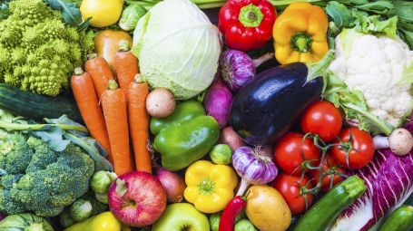 L'alimentazione influenza anche lo stato dei capelli