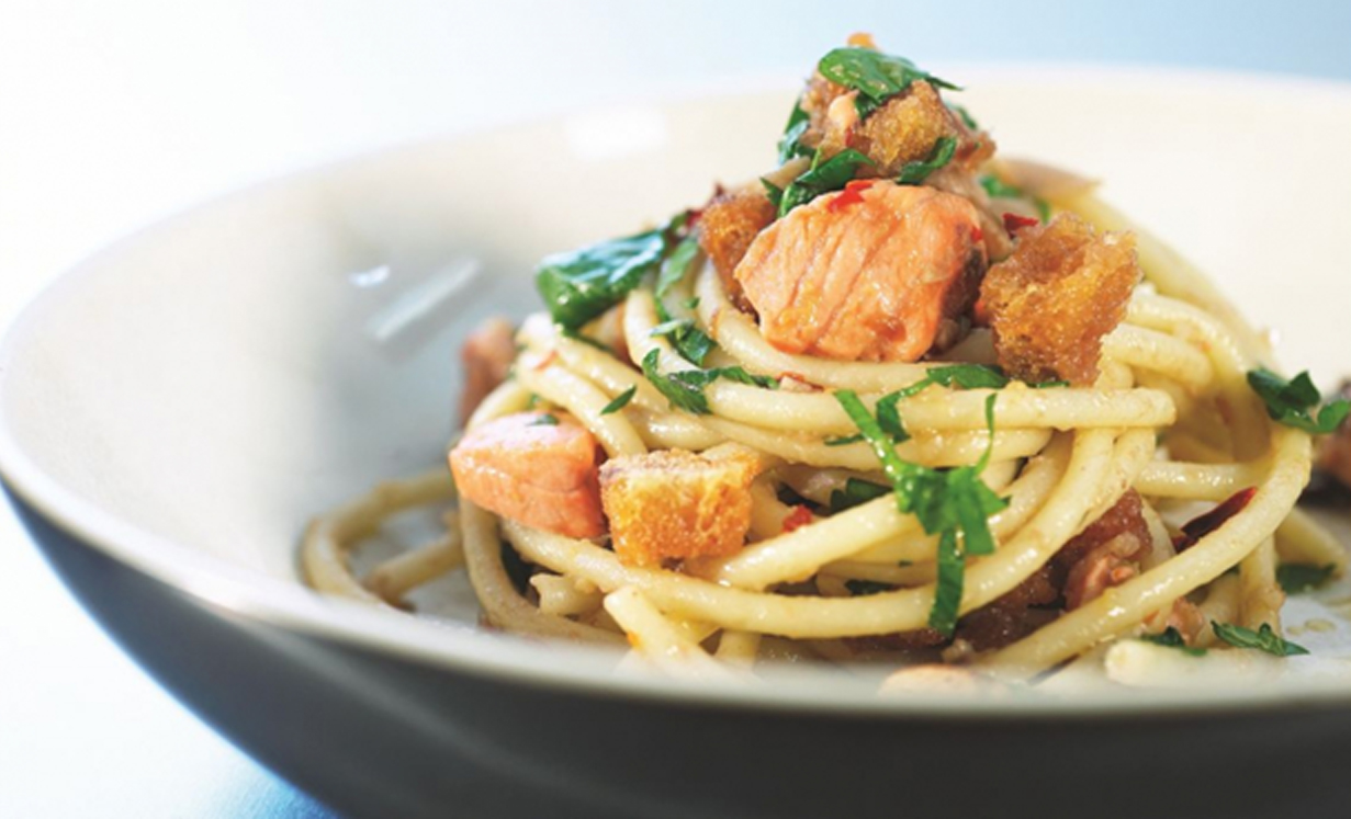 Bucatini al salmone – La ricetta Bucatini al salmone – La ricetta