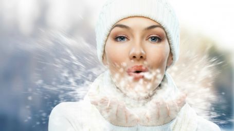 La beauty routine per proteggere la pelle dal freddo