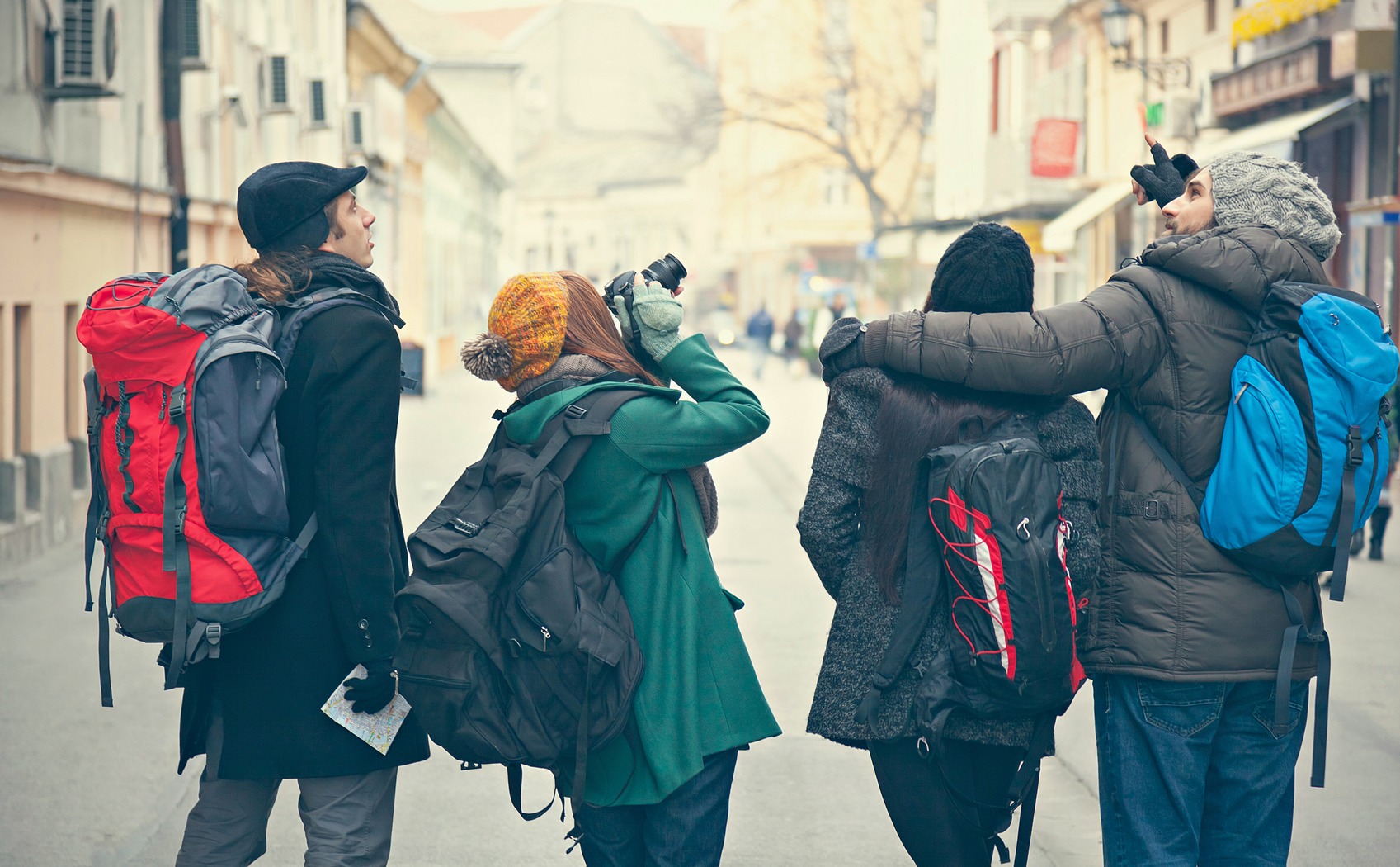 Trekking urbano: fitness e cultura per tutte le età