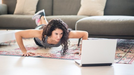 Fitness a casa: esercizi per la pancia