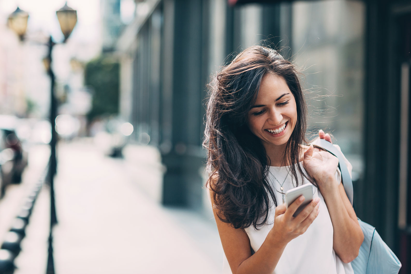 Per riaccendere la passione smetti di chattare, per 4 buoni motivi