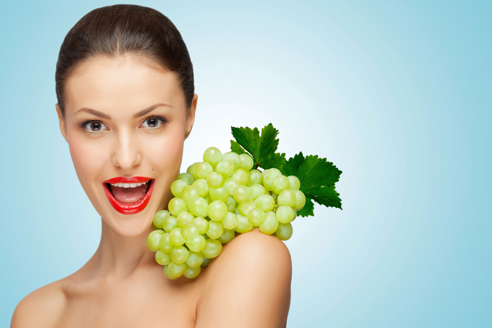 Bellezza viso: il tonico alla frutta fai-da-te