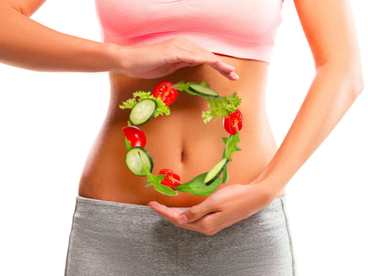 Diverticolosi, che cos’è e come si cura: i miti da sfatare