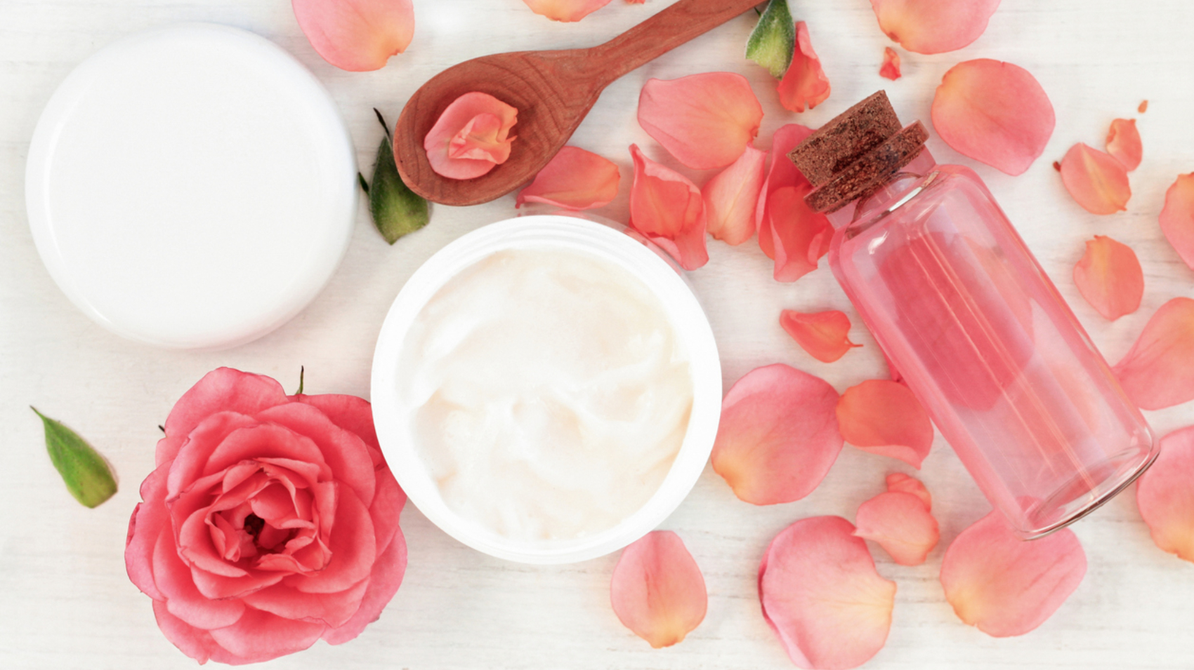 La crema alle rose fai-da-te La crema alle rose fai-da-te