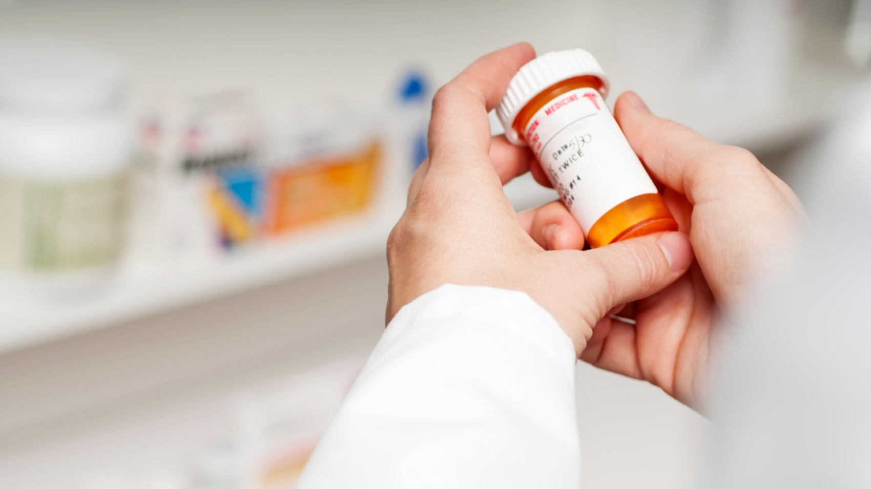 Farmaci e data di scadenza: i rischi per la salute Farmaci e data di scadenza: i rischi per la salute