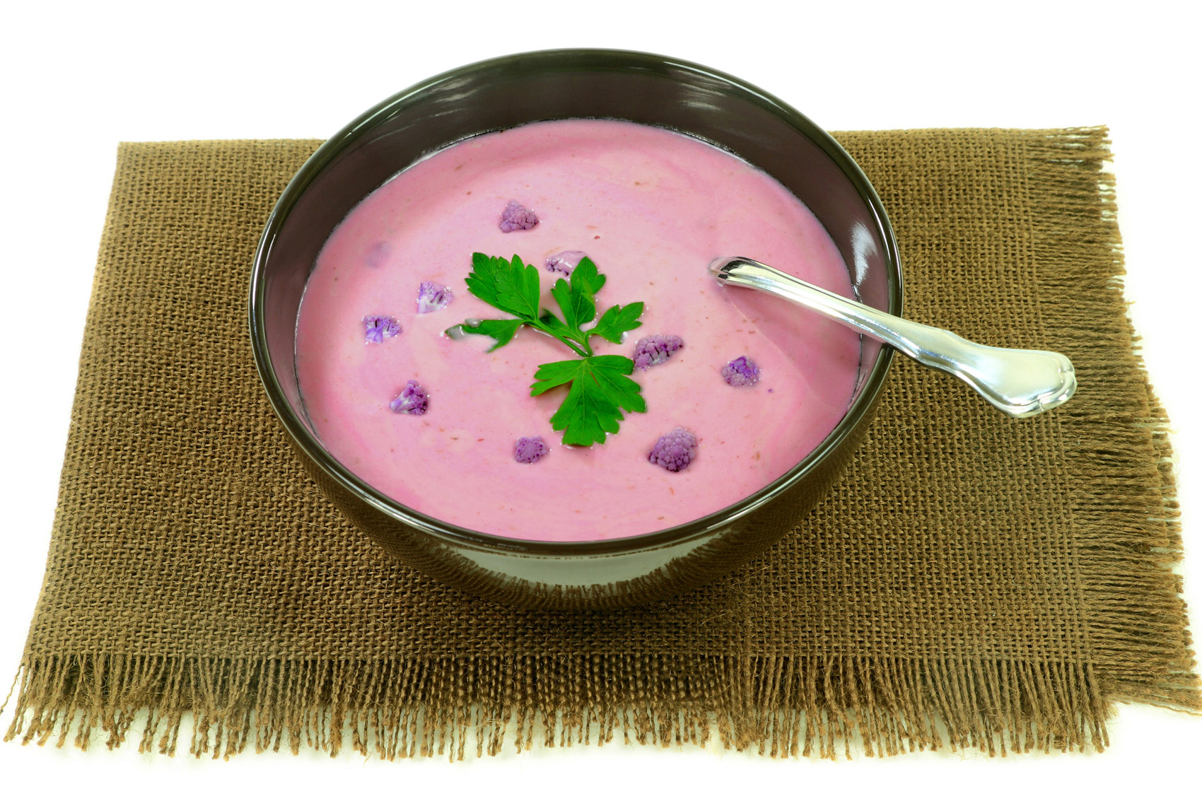 Ricette vegetariane: come si fa la vellutata di cavolfiore viola