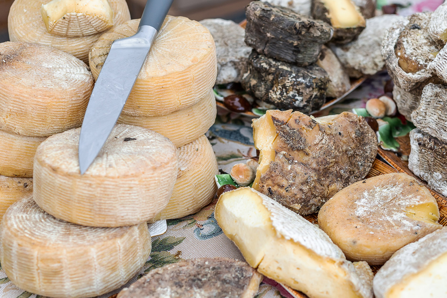 Perché il formaggio naturale è il più buono Perché il formaggio naturale è il più buono