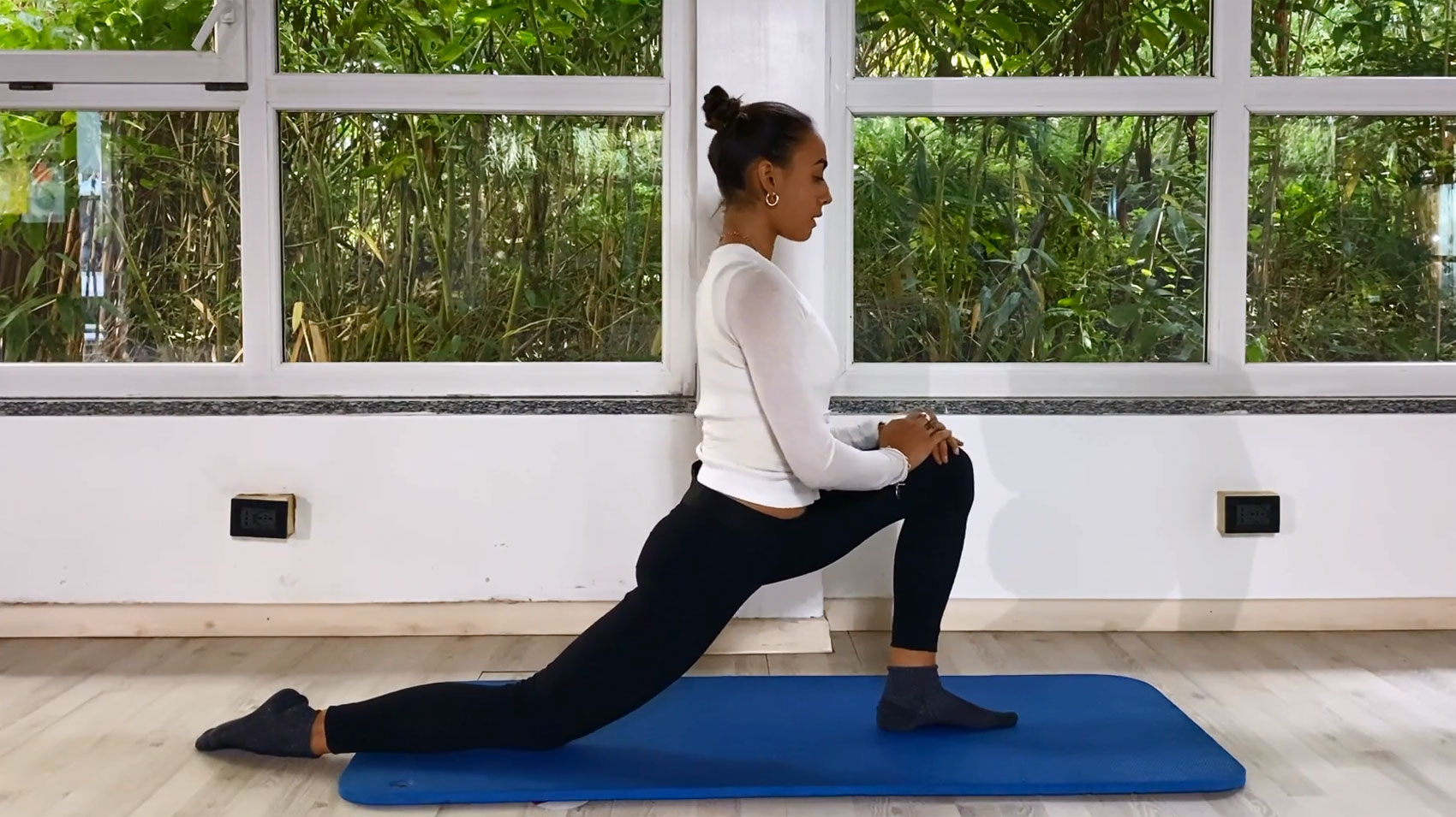 Morning stretch routine: gli esercizi del mattino – Video