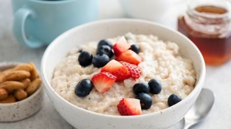 Porridge, colazione, fragole