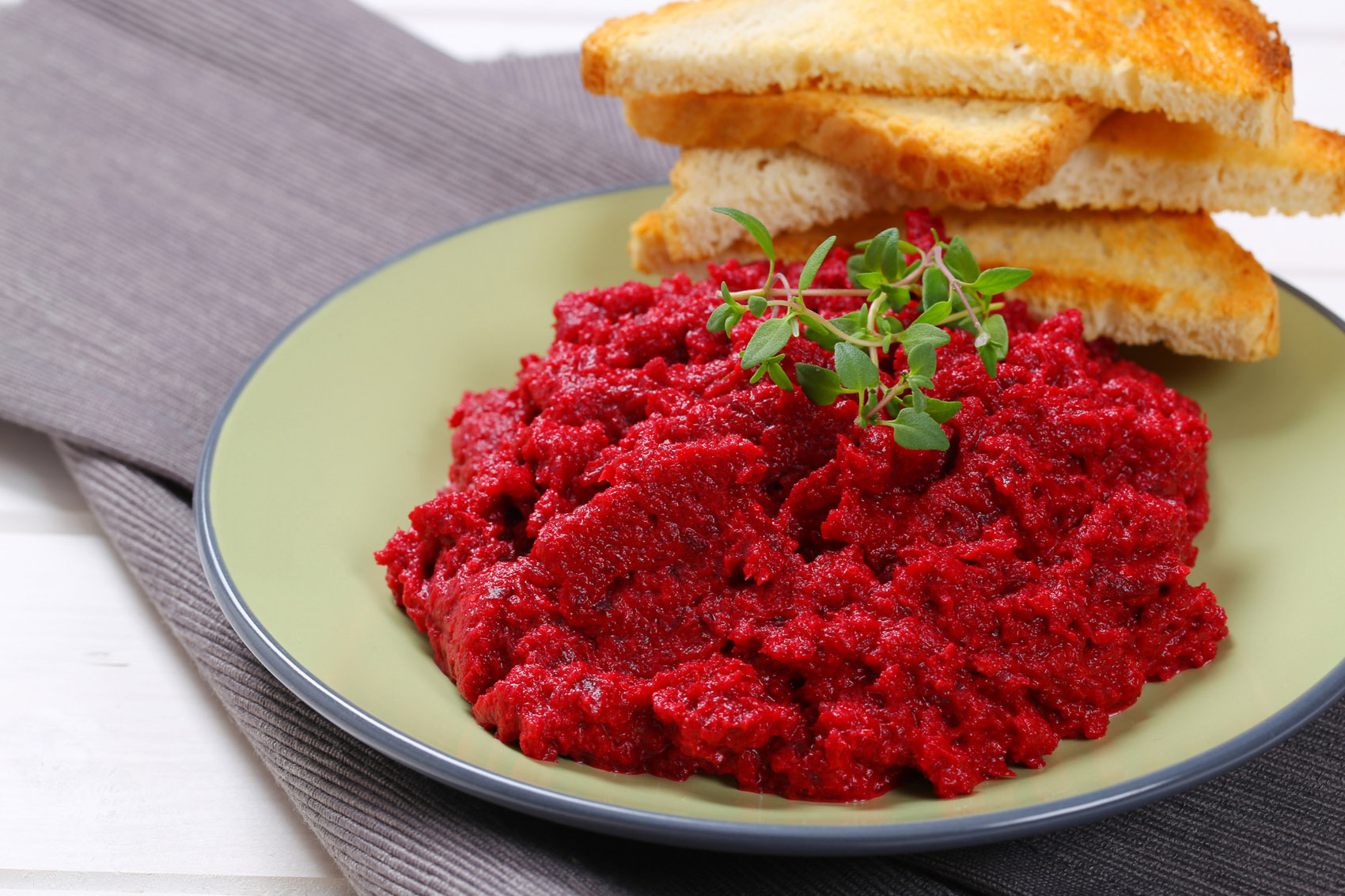 Tre ricette con la barbabietola rossa per depurarti