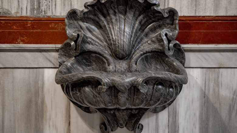 Covid: stop ai distanziamenti in Chiesa, vaccino in gravidanza, nuova ondata in Francia sotto Natale Covid: stop ai distanziamenti in Chiesa, vaccino in gravidanza, nuova ondata in Francia sotto Natale
