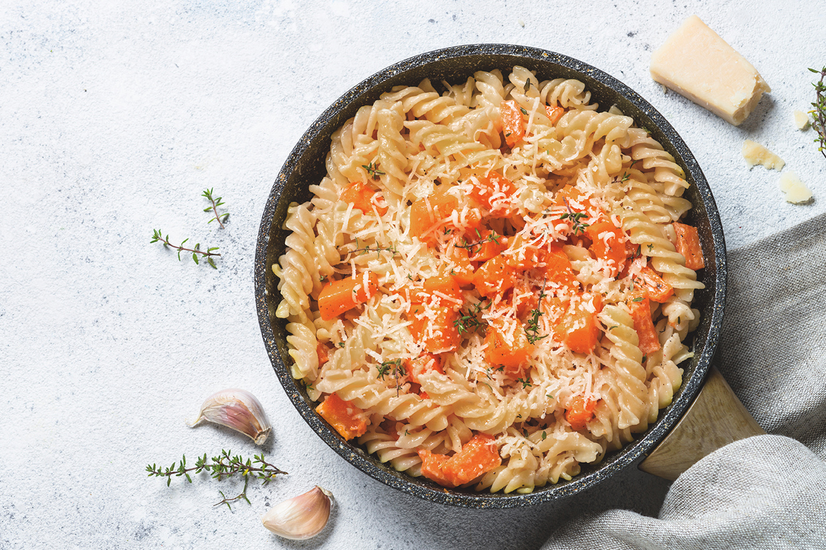 La ricetta utile al cambio di stagione: fusilli integrali con la zucca
