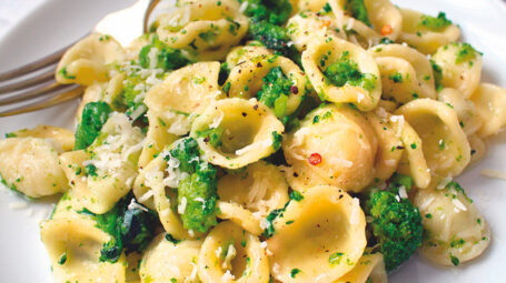 La ricetta che rinforza le difese: orecchiette con cime di rapa