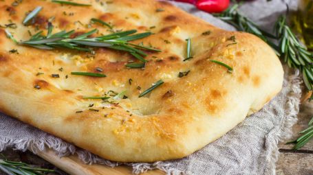 Focaccia sana, buonissima e facile da preparare: la ricetta