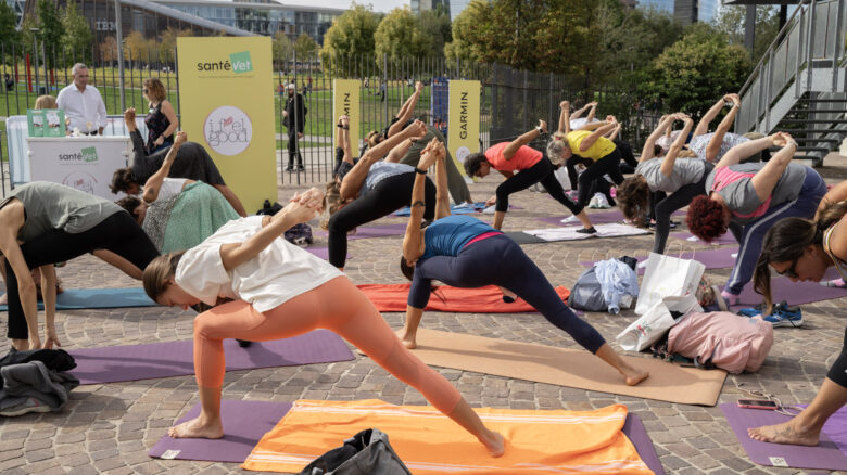 A lezione di yoga con Lorenza Minola