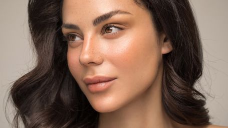 donna, trucco, sopracciglia