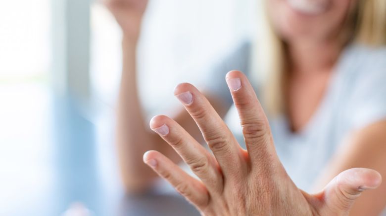Menopausa: i cibi per le ossa, unghie fragili, fegato grasso Menopausa: i cibi per le ossa, unghie fragili, fegato grasso