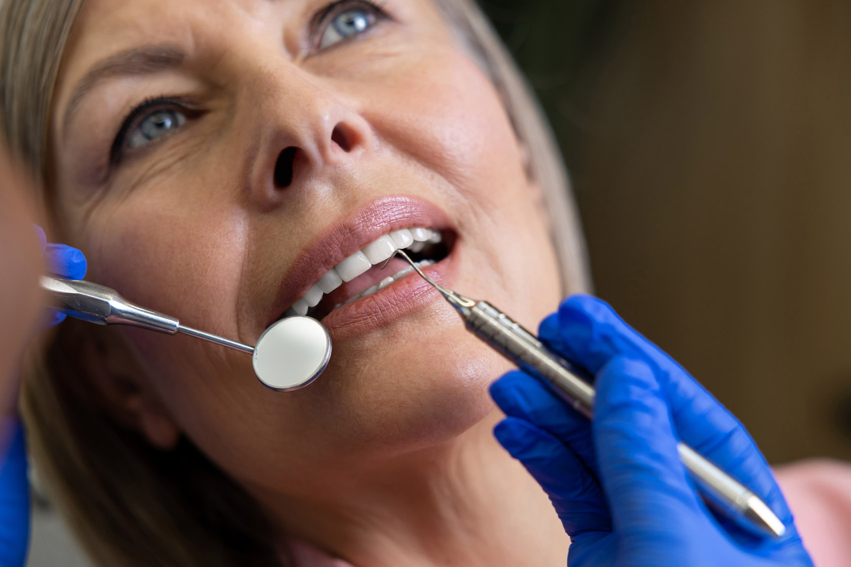 dentista, donna matura, anziana