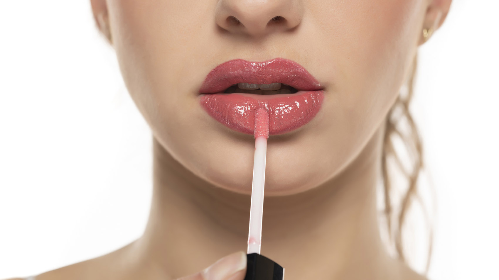 Labbra a lucido, perché il gloss è il nuovo rossetto Labbra a lucido, perché il gloss è il nuovo rossetto
