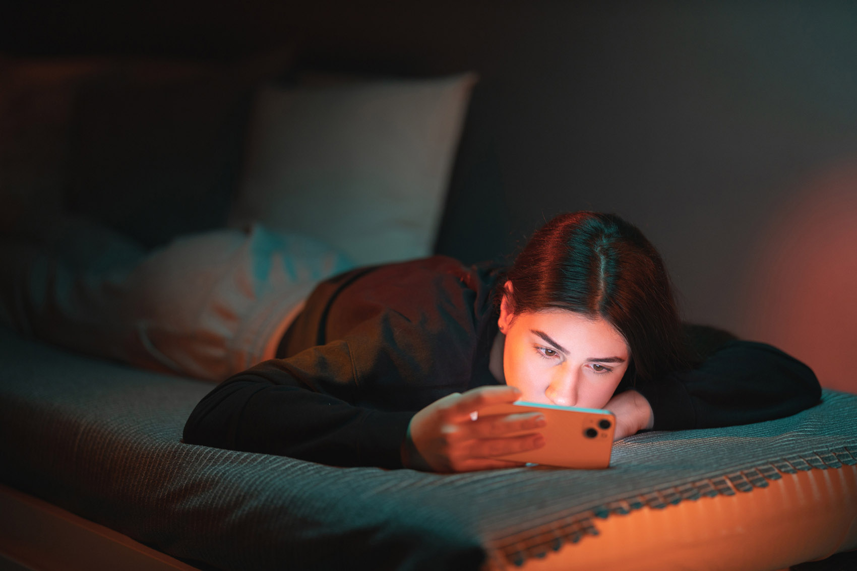 Brain rot: cos’è il “marciume cerebrale” dovuto ai social