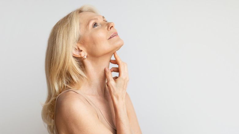 Menopausa: più legumi, peletti sotto il mento, labbra sottilli Menopausa: più legumi, peletti sotto il mento, labbra sottilli