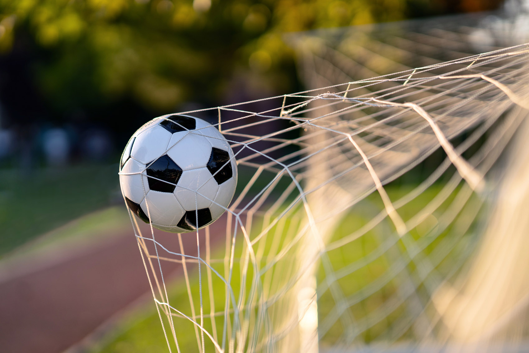 Psicologia, “gol all’ultimo minuto”: i segreti di chi sa reagire alla pressione
