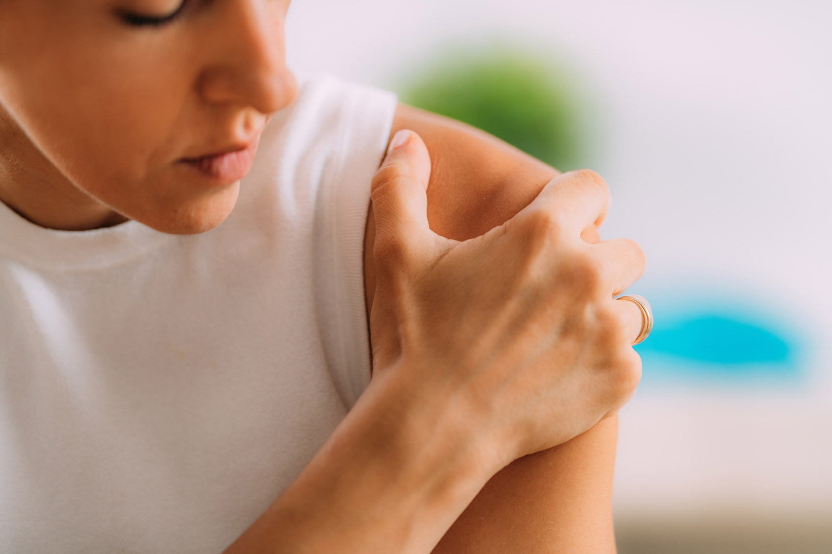 Impingement, dolore alla spalla: cause, soluzioni, l’esercizio