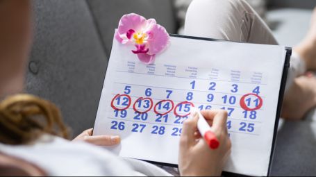Ciclo mestruale irregolare: cause e soluzioni