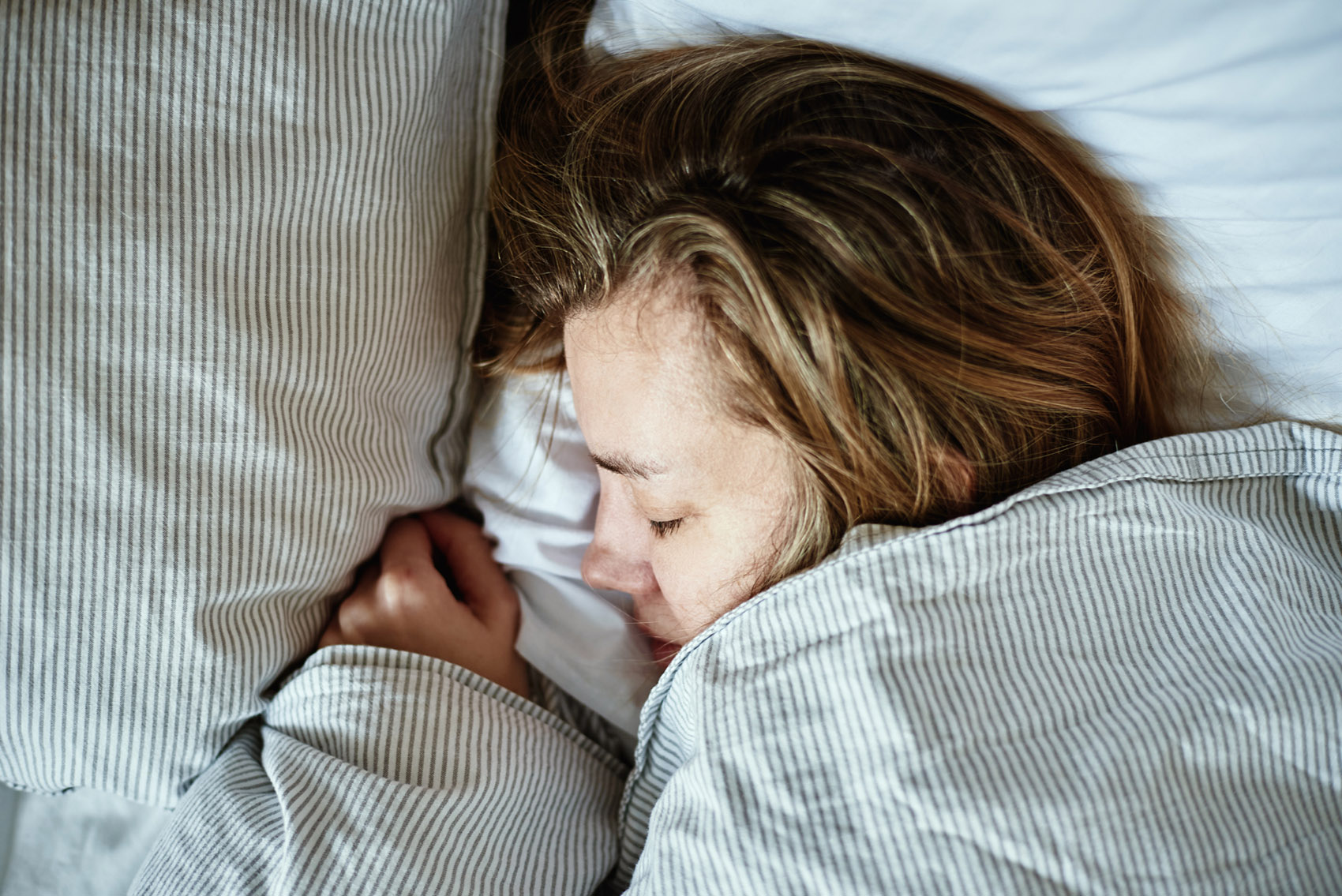 Naso chiuso di notte: cause e soluzioni