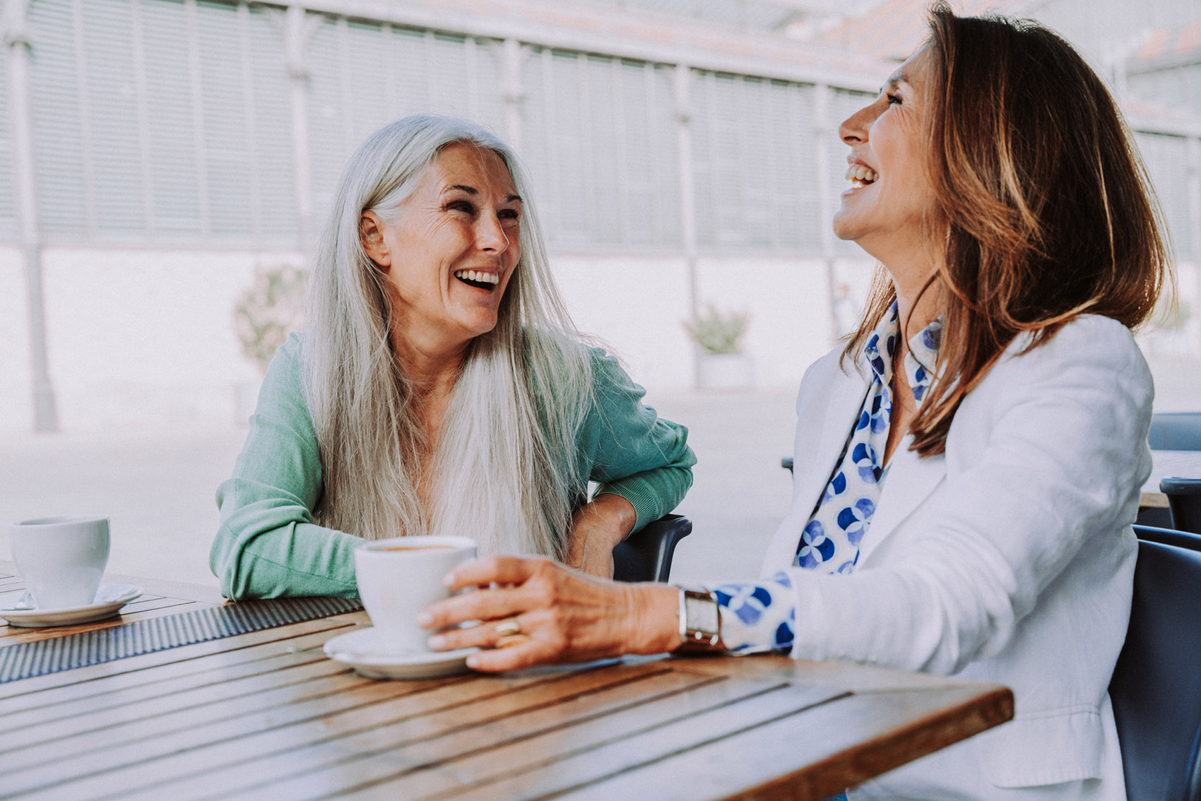 Autoironia: perché chi sa ridere di sé vive meglio Autoironia: perché chi sa ridere di sé vive meglio