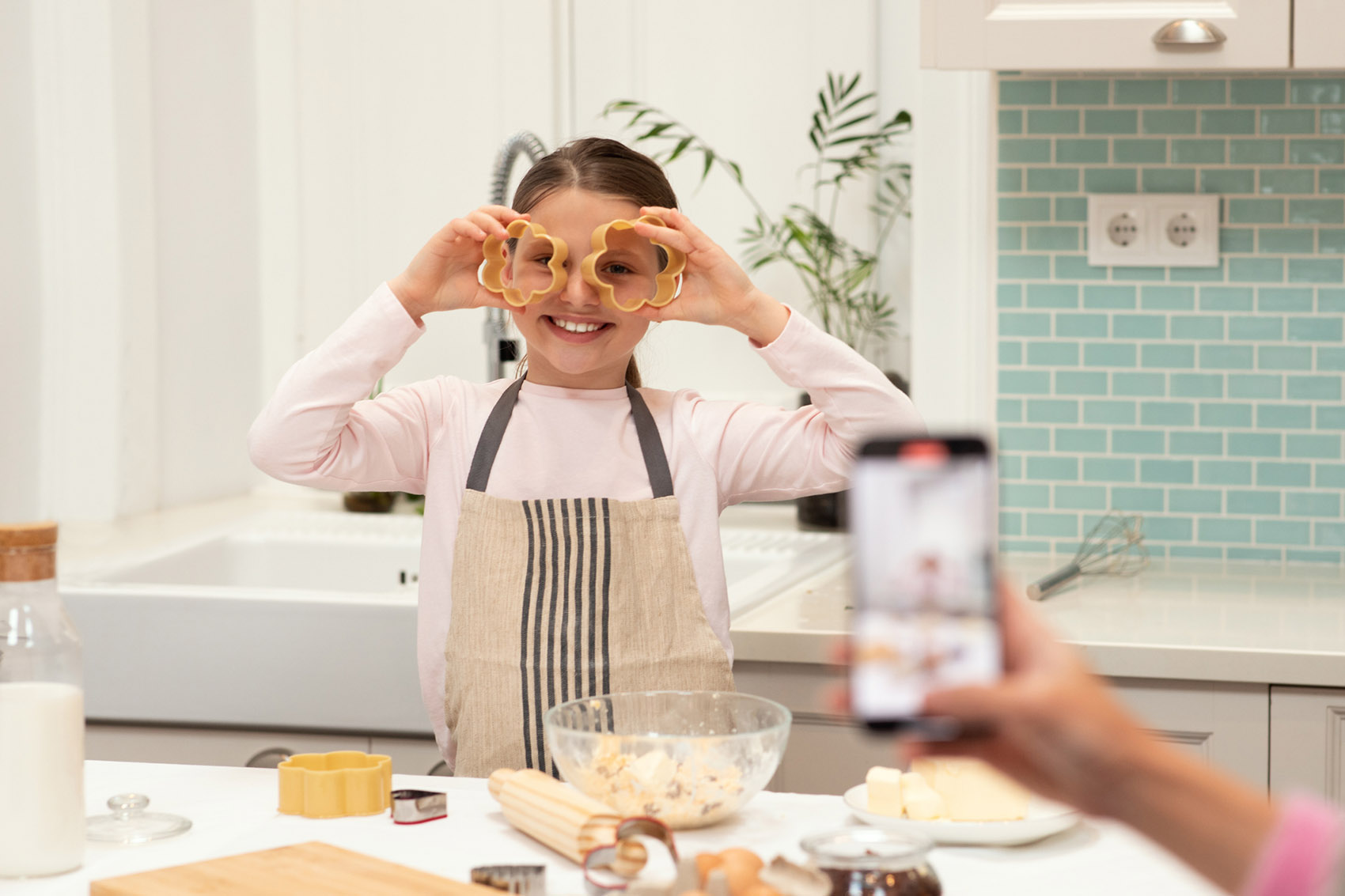 Sharenting, le foto dei figli sui social. Come tutelarli