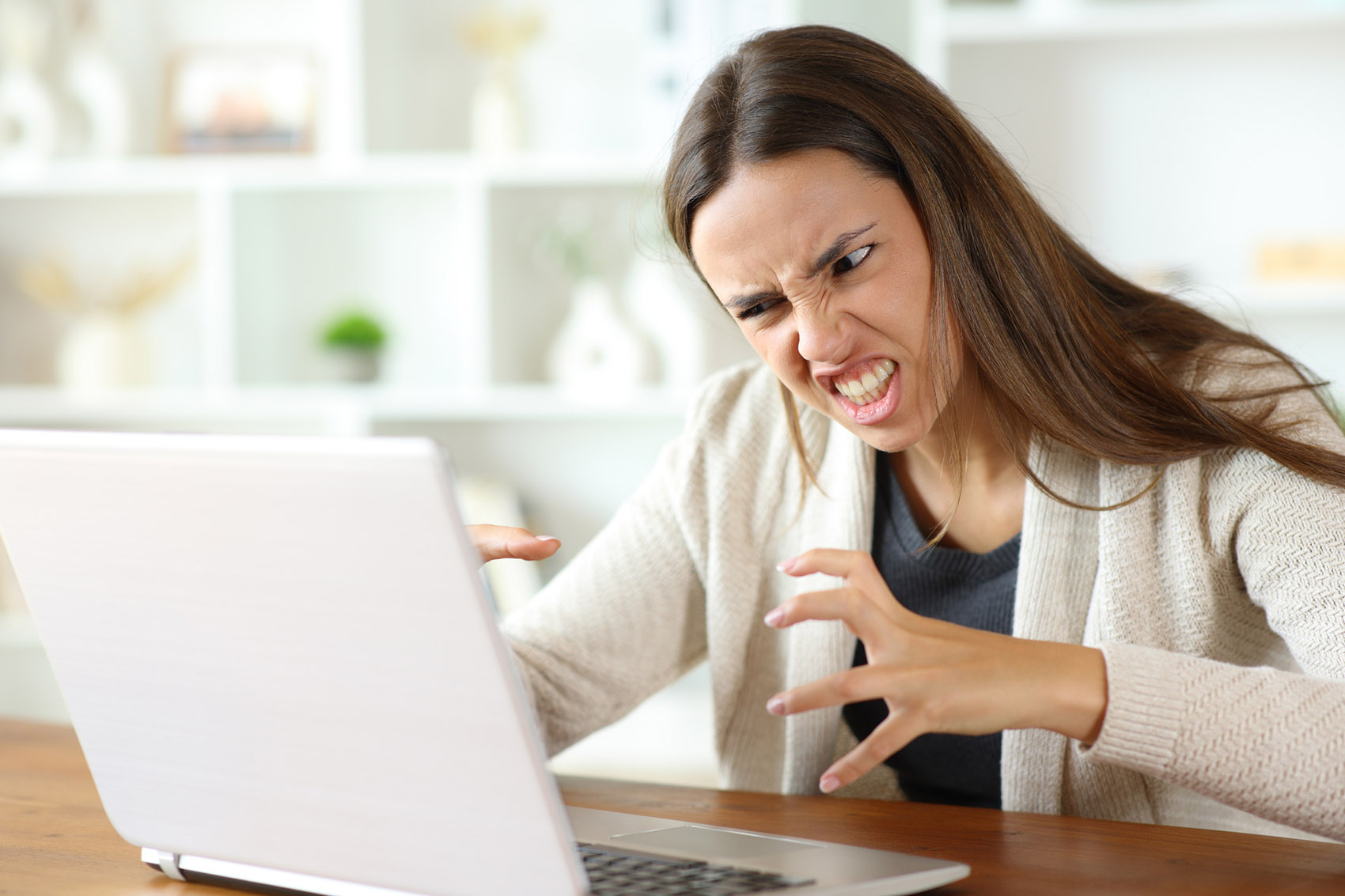 Rage bait: quando online ci fanno arrabbiare a comando