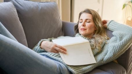 Menopausa: dieta dopo feste, riposino pomeridiano, polifenoli e cuore