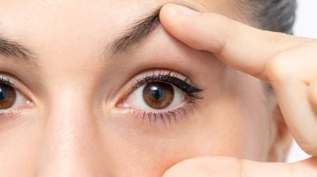 Formazioni di cute sulle palpebre: cause e cosa fare