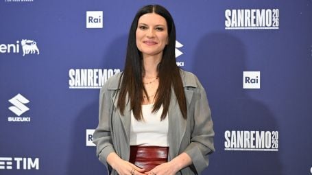 Laura Pausini, in forma dopo i 50: via i chili di troppo (e i falsi amici)