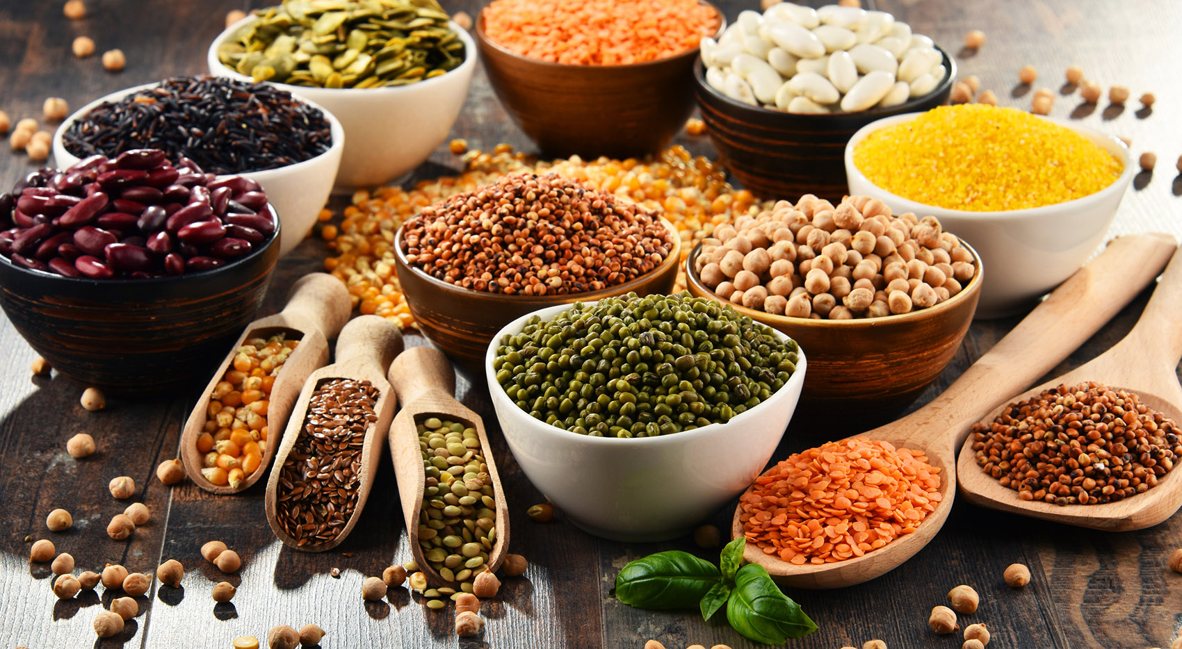 Legumi, il superfood già in dispensa: come mangiarli senza gonfiori
