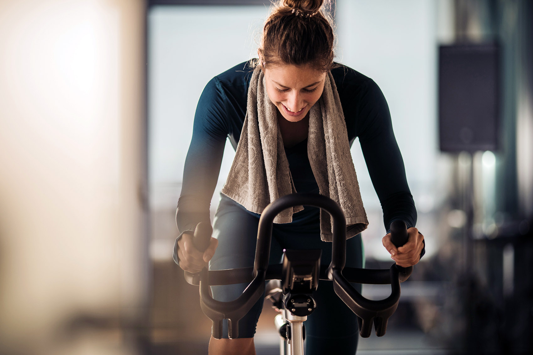 Glutei sodi in 2 mesi: il programma tra bici (da spinning) ed esercizi mirati